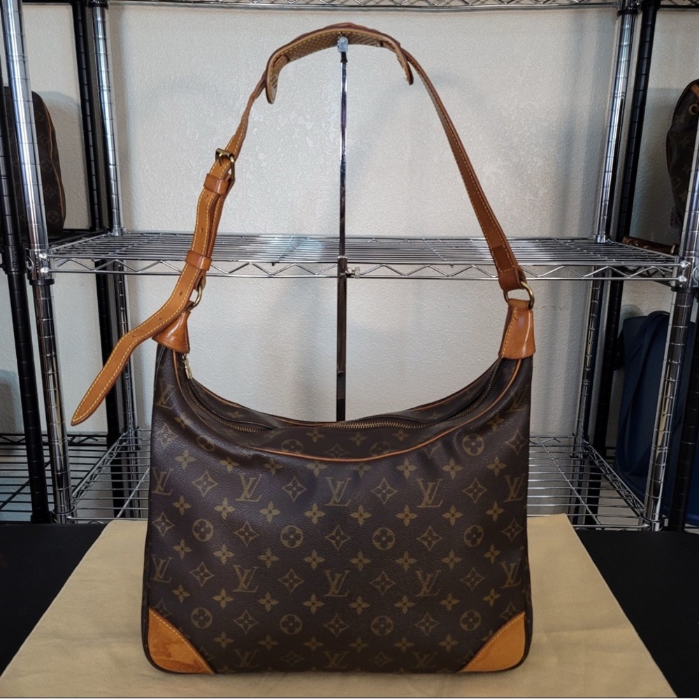 Authentic Louis Vuitton Boulogne 35 SK-364